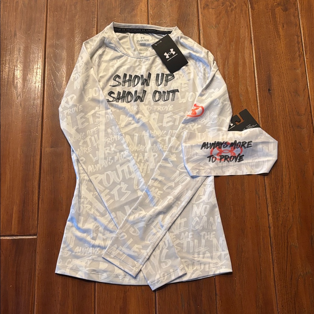 2 Pc Set Under Armour Show Up Show Out Long Sleeve Compression Top and Headband